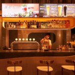 “酒水吧”，“火鍋+酒”將成新趨勢？重慶火鍋底料廠家公司