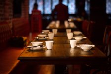消費(fèi)者注重餐飲文化、氛圍與體驗(yàn)感餐飲轉(zhuǎn)型背后：成本難控，內(nèi)卷嚴(yán)重