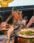 內(nèi)地餐飲新消費(fèi)，復(fù)制到香港不出意外，今年在香港還能吃上西塔老太太、太二酸菜魚