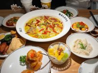 內(nèi)地餐飲新消費(fèi)，復(fù)制到香港源自北京的貓抓烤肉，都如雨后春筍般在這里冒了出來